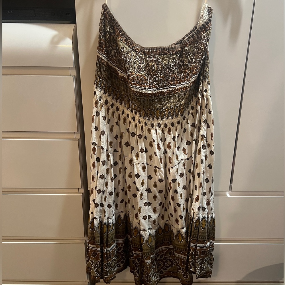2x sleeveless dress